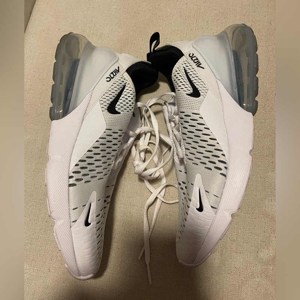 Nike Air Max 270
